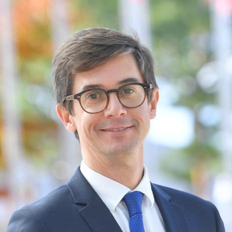 Miguel Caso Florez headshot